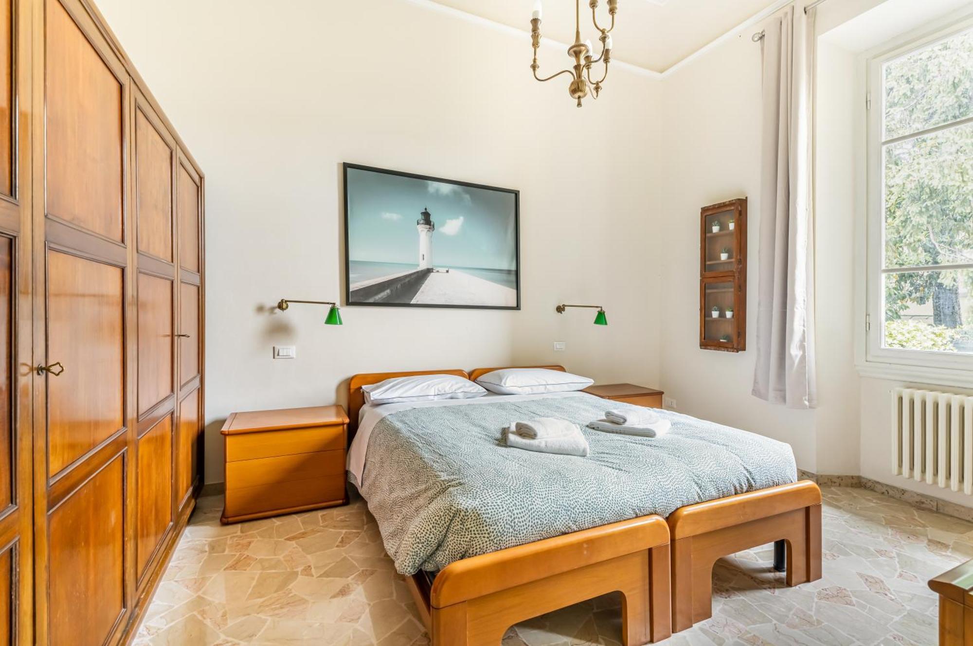 Bright Apartment With Private Garden And Balcony Firenze Bagian luar foto