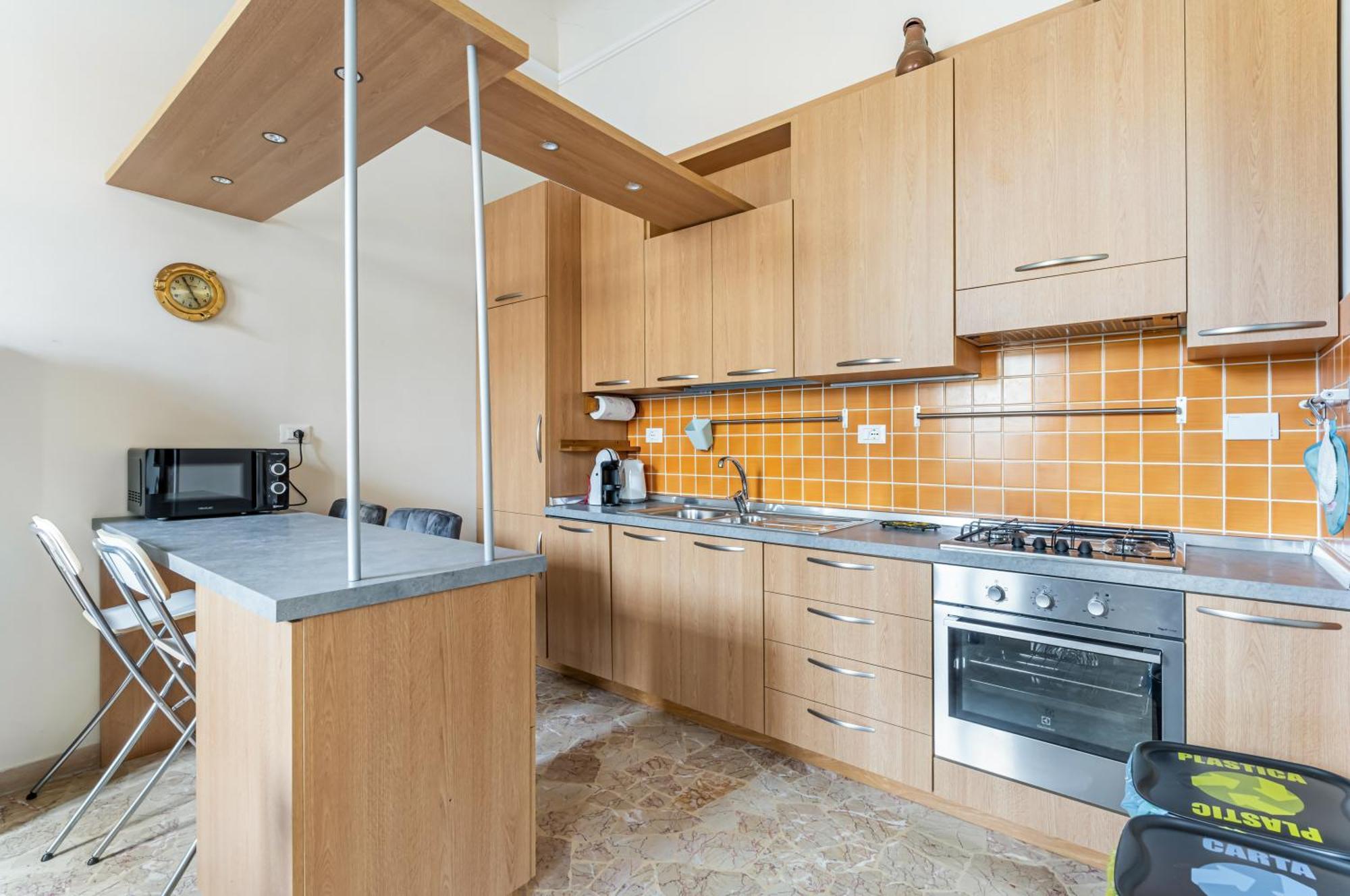 Bright Apartment With Private Garden And Balcony Firenze Bagian luar foto