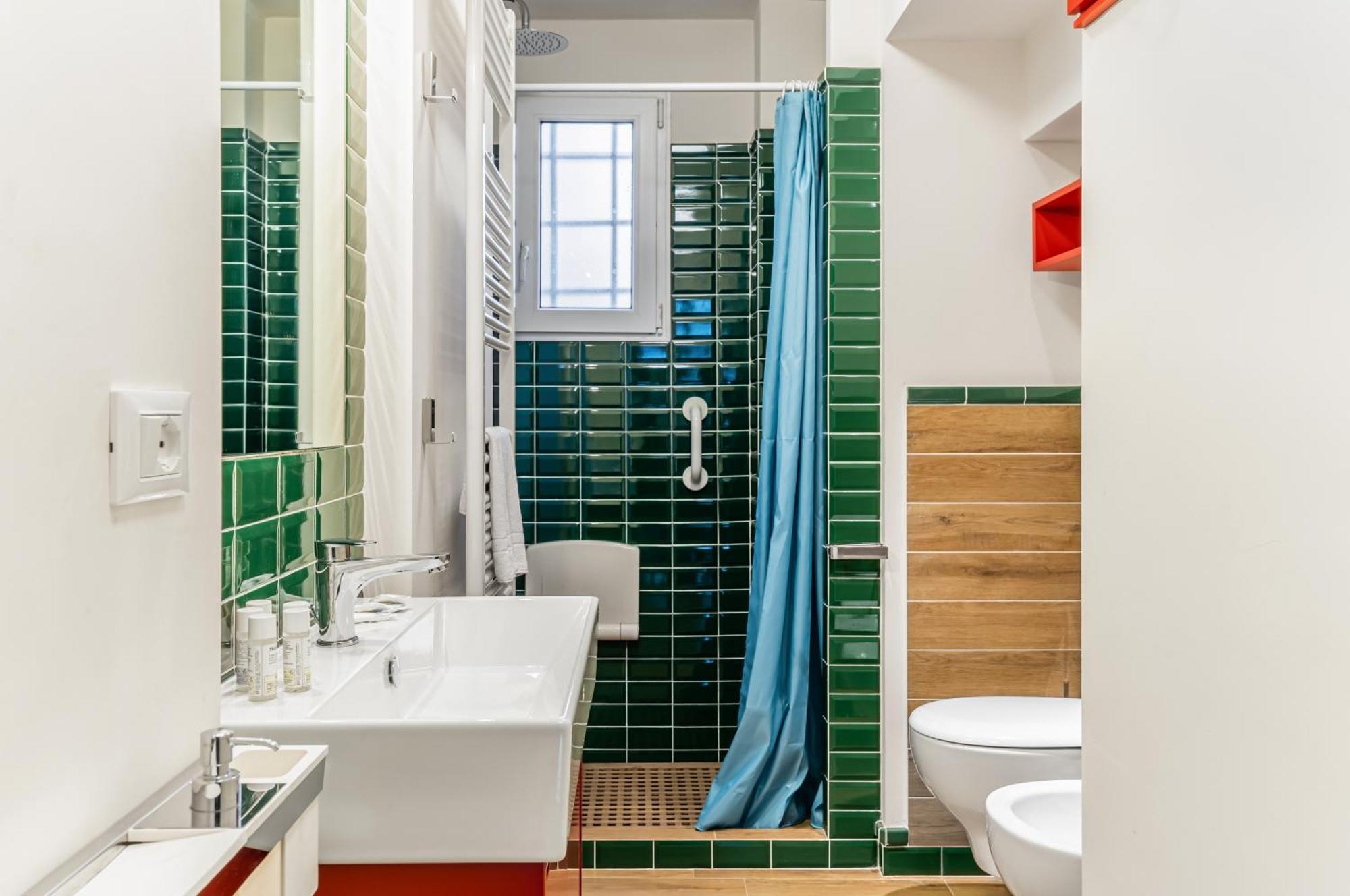 Bright Apartment With Private Garden And Balcony Firenze Bagian luar foto
